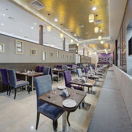 Orchid Vue Hotel Dubai Buitenkant foto